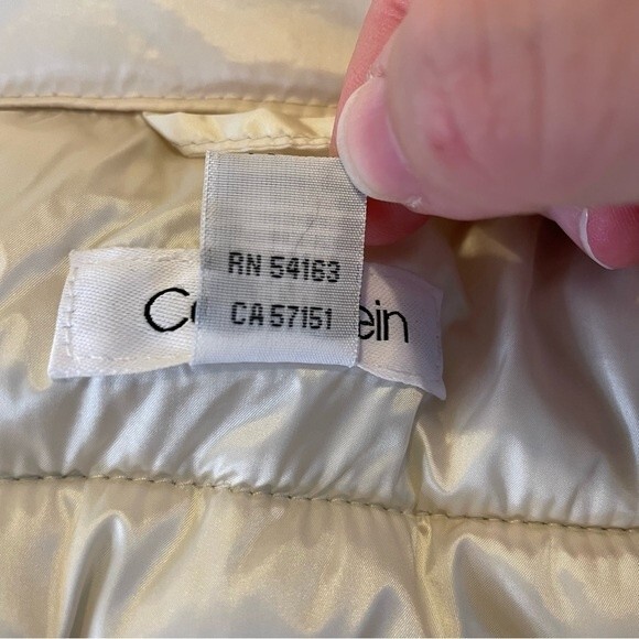 Calvin Klein Women's Sweater Trim Puffer Jacket Champaign Size M - Picture 9 of 12